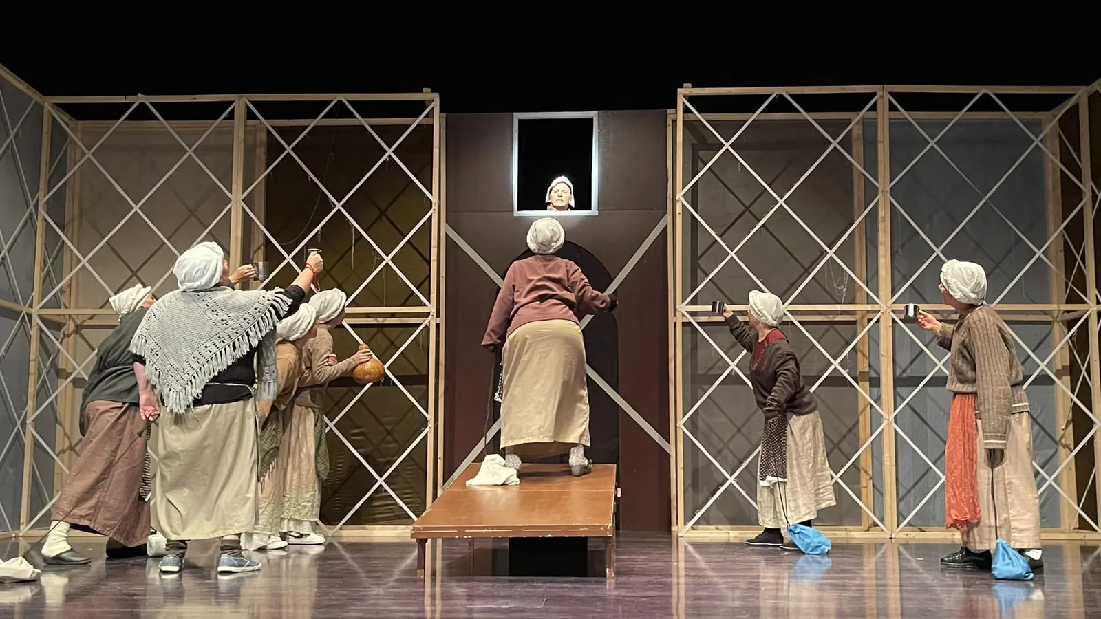 Quem Levou Teus Trinta Ramos? — Teatro Fórum Boticas, fotografia de cena 4